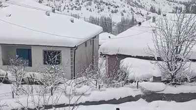 Kar Kalınlığı Bir Metreyi Buldu...