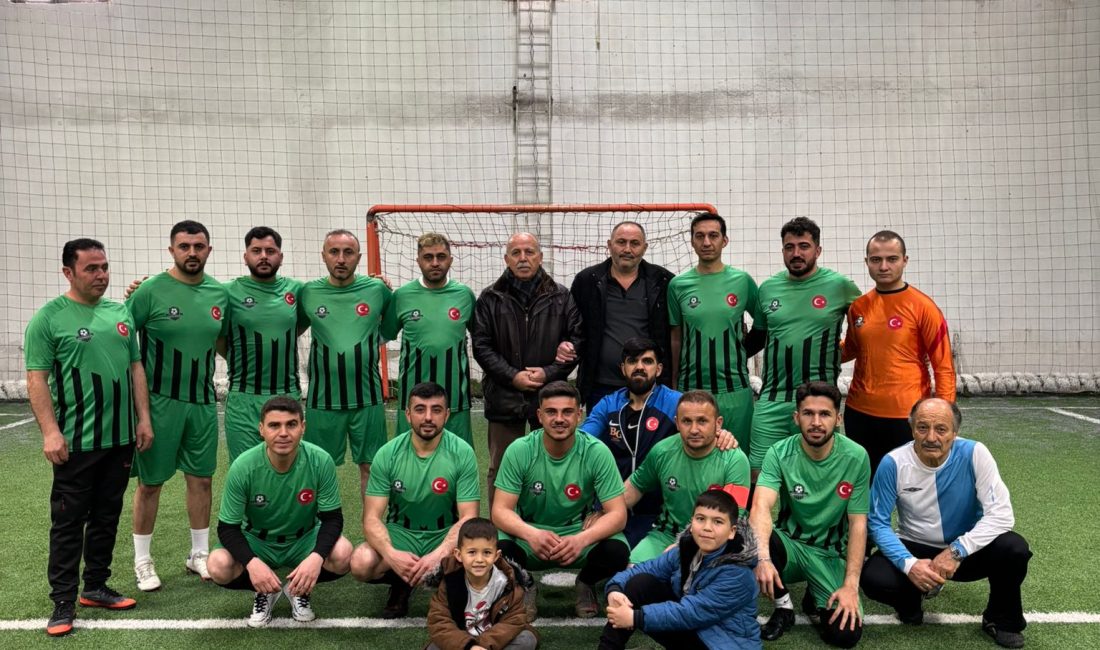 Yukarı Yahyasaray Köyü Kadrosu Maça Hazır !..